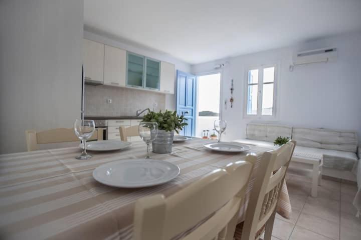 Astarti Apartments リバディオン エクステリア 写真